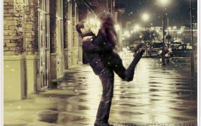 15 PISTAS DE QUE SIGUE ENAMORADO DE TI